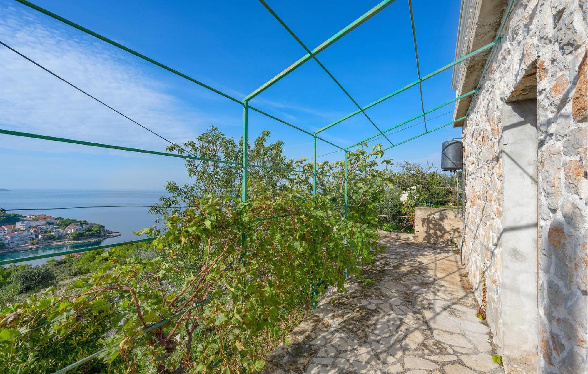 Lovely Apartment In Primosten With Kitchen מראה חיצוני תמונה